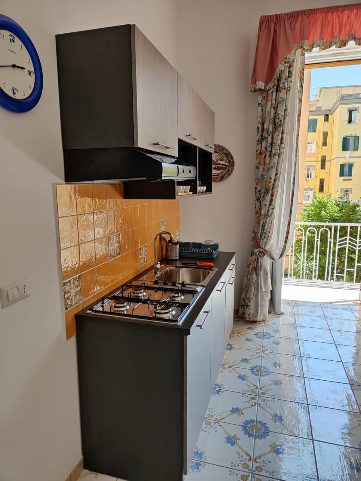 The House Of The Sunbeam Apartment Naples Exterior photo